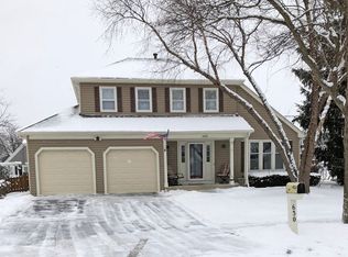 630 Dupont Ct, Elk Grove Village, IL 60007