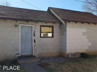 1421 1/2 Wallace St, Clovis, NM 88101