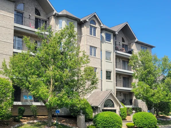 11910 Windemere Ct APT 304, Orland Park, IL 60467