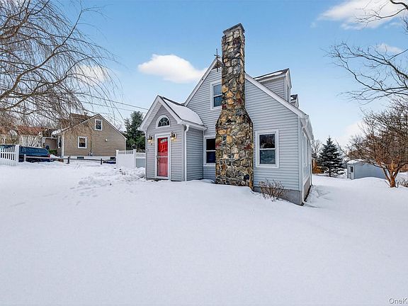 2nd image of 31 Oneonta Road