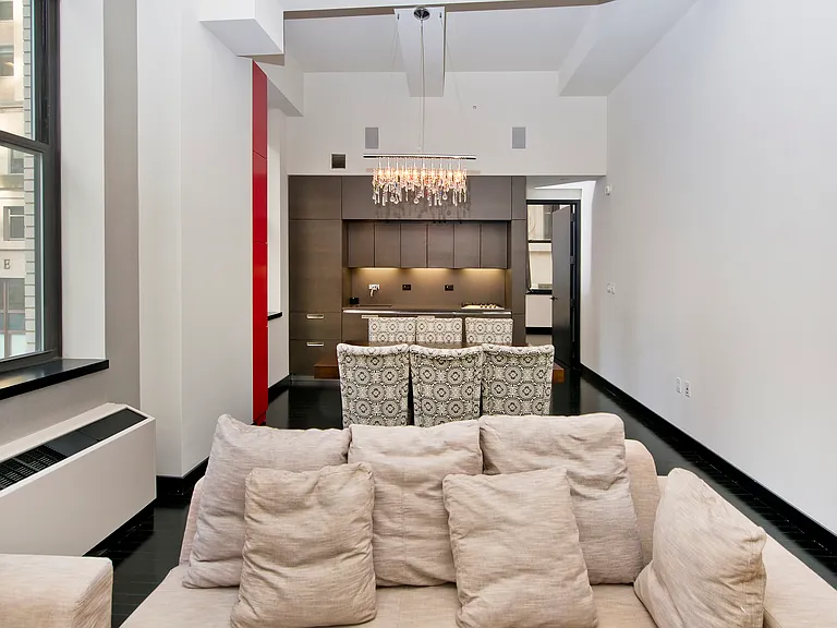 20 Pine St #602 — Photo 2