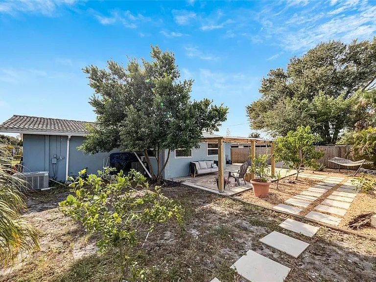 2138 Timber Ln — Photo 39