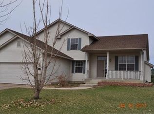 919 Lodge Dr, Jordan, MN 55352