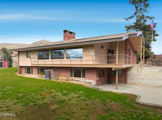 243 Collins Rd, Selah, WA