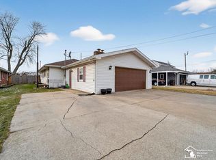6242 Jacobs St, Erie, MI 48133