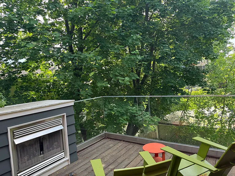 291 Windsor St — Photo 6