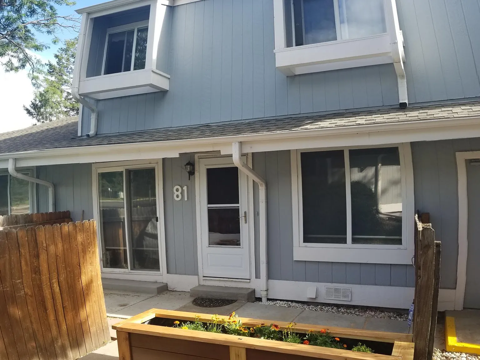 2 bed, 1056 sqft, $2,200 — Photo 1