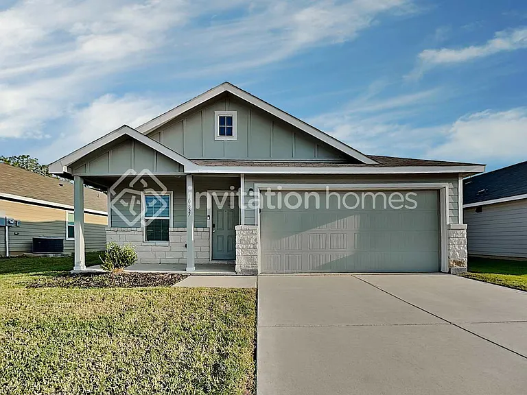 10637 Sewell Cir — Photo 1