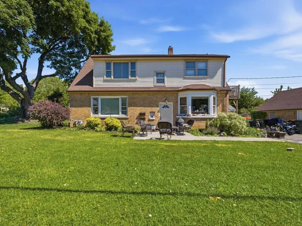 2470 S 92nd STREET #2472, West Allis, WI 53227