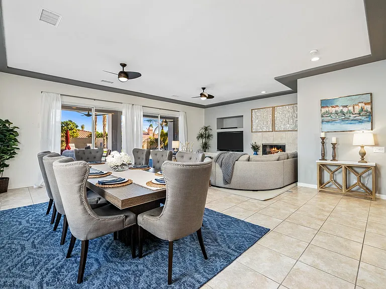 Dining Room/Living Room