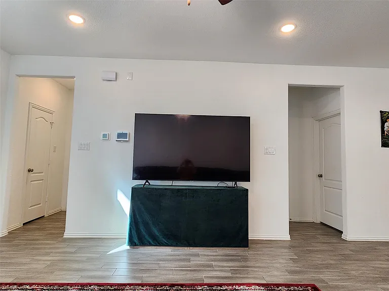31322 Whitfield Ct — Photo 8