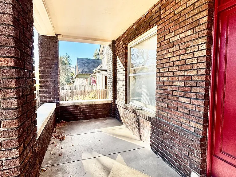 1336 N Weber St. — Photo 27