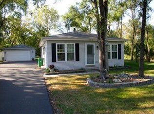 516 W Edgewood Rd, Lombard, IL 60148