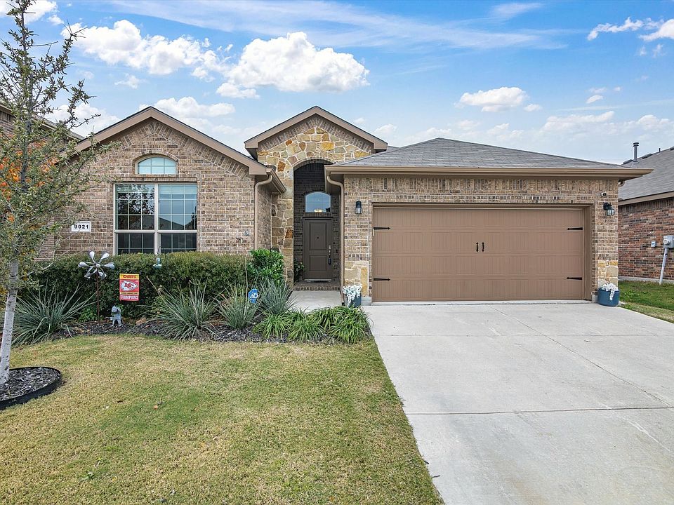1st image of 9021 Sycamore Leaf Dr