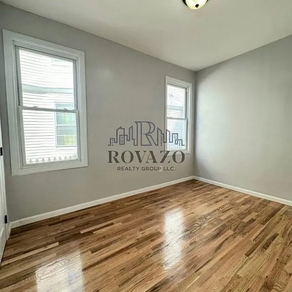 29 Baldwin Ave #2 — Photo 8