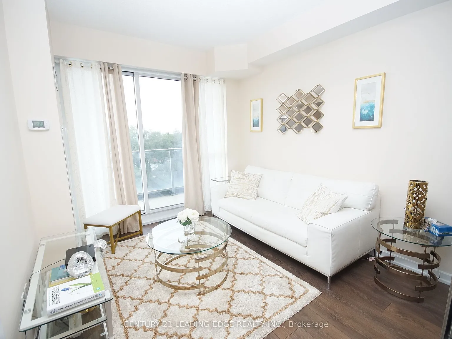 1 bed, $2,400 — Photo 2
