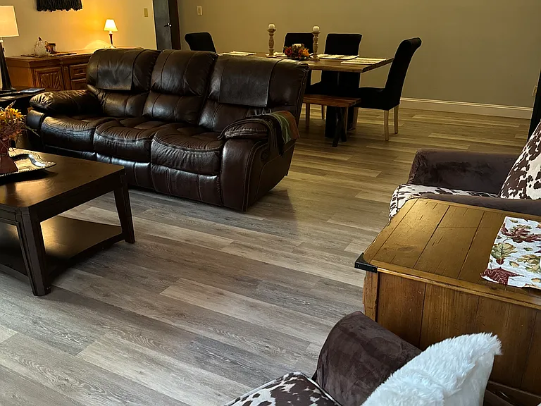 126 Rolling Green Dr — Photo 4