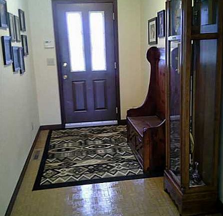 2nd image of 672 W Parkwood St