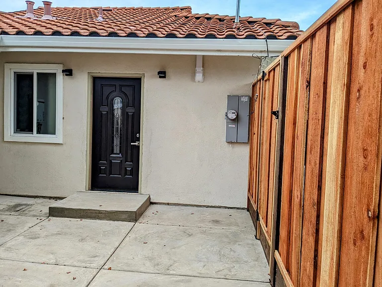 10513 Glencoe Dr — Photo 7