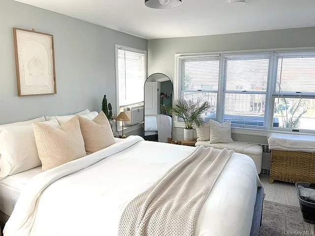 128 Roosevelt Blvd — Photo 3