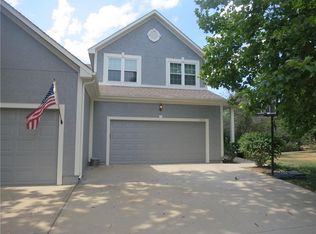 7319 Silverheel St, Shawnee, KS 66227