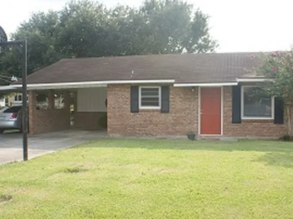936 Pearl St, Rayne, LA 70578