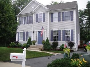 8 Jennifer Ln, New Bedford, MA 02745