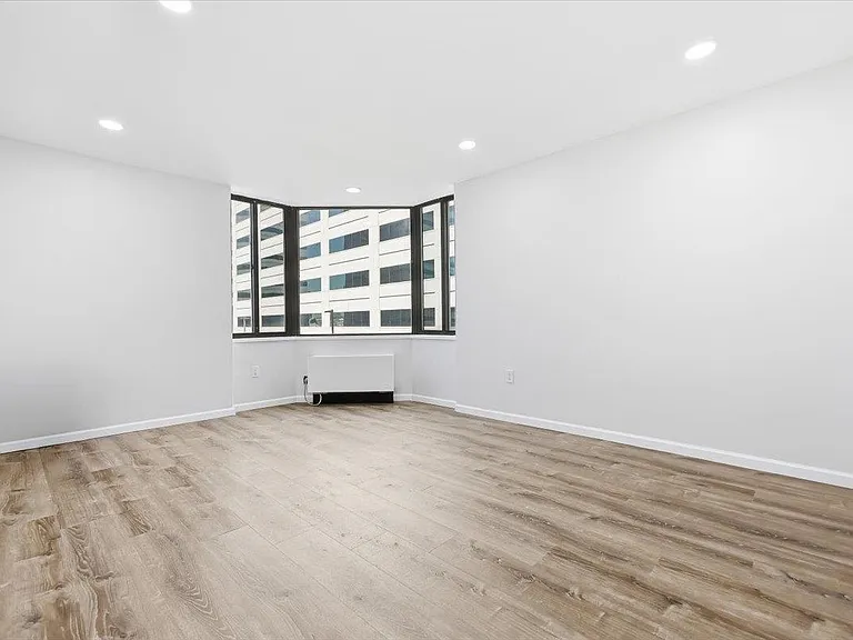45 River Dr S #609 — Photo 20