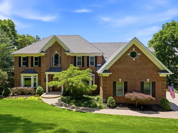 1881 Pointe Dr, Talbott, TN 37877