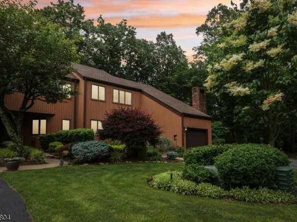 21 Indian Field Ct, Mahwah Twp., NJ 07430