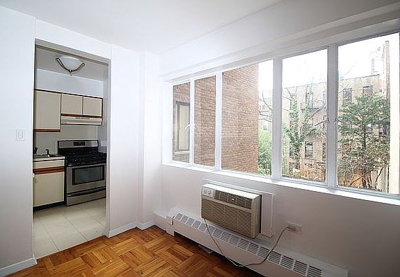 4th image of 510 E 85th St APT 4b