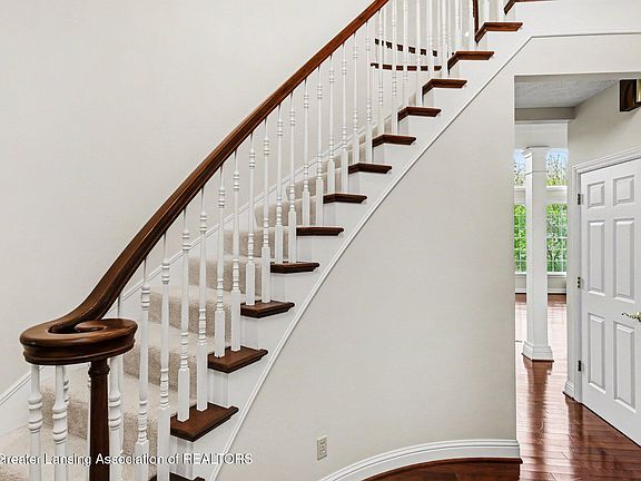 5th image of 6405 Ridgepond Pl