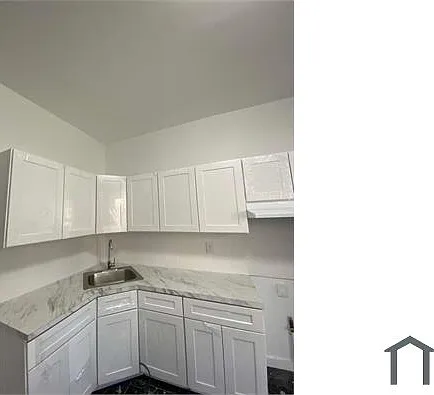 53 Maple St #1