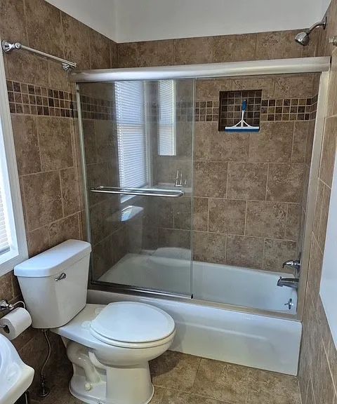 724 E North St #1/2 — Photo 3