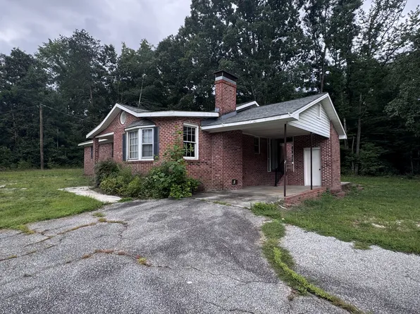 4009 S Carolina 246, Hodges, SC 29653