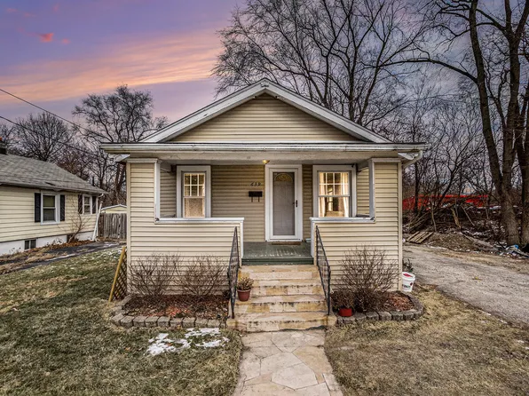 639 Main St, Hobart, IN 46342