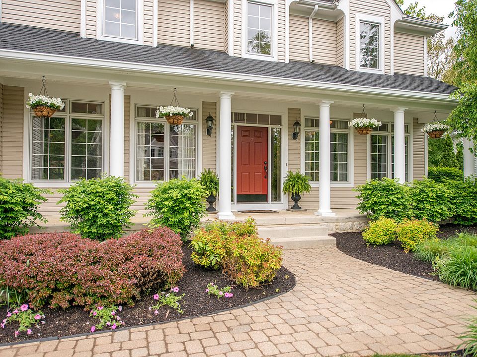1st image of 5650 Twin Lakes Ct