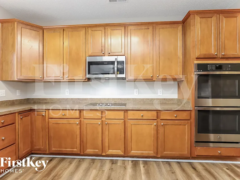 3740 Cottesmore Dr — Photo 11