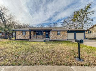 117 N Dubellette St, Weatherford, TX 76086