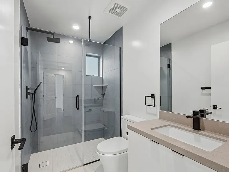 TALA Residences at 829 Larrabee Street — Photo 51