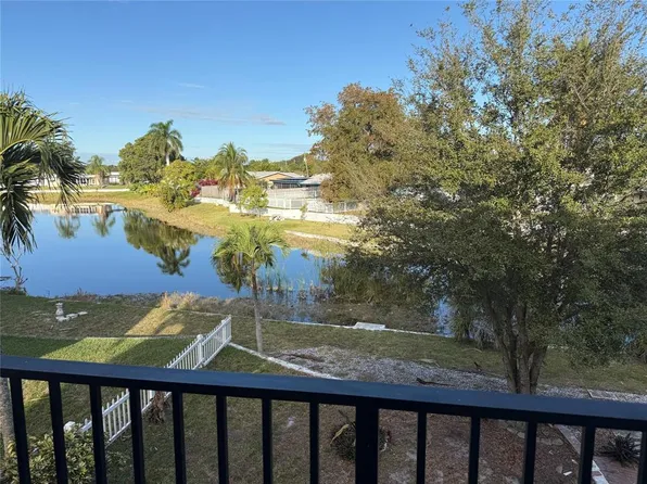 1231 W River Dr APT 4, Margate, FL 33063