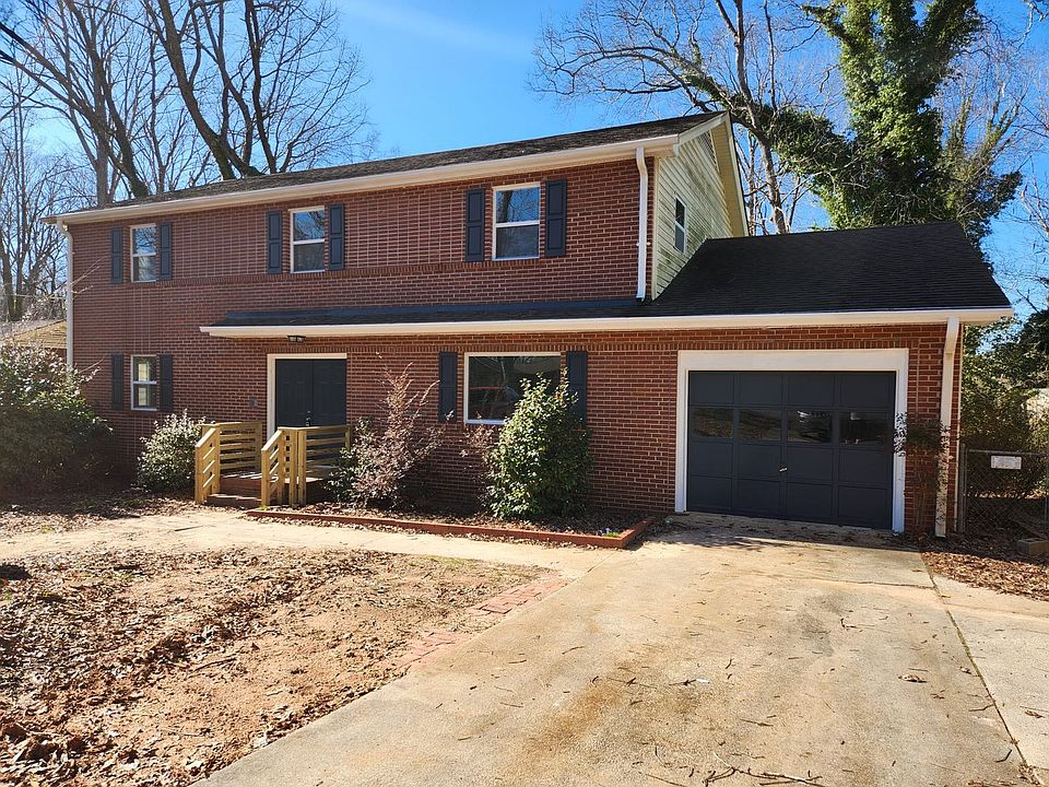 1st image of 18 Pine Creek Ct