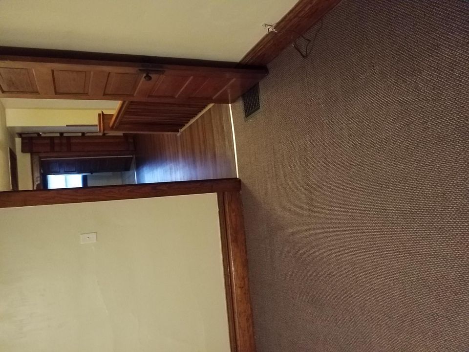 2nd image of 514 4th St SE