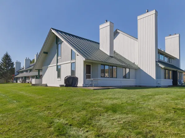 242 Village Green Road #14D, Stowe, VT 05672