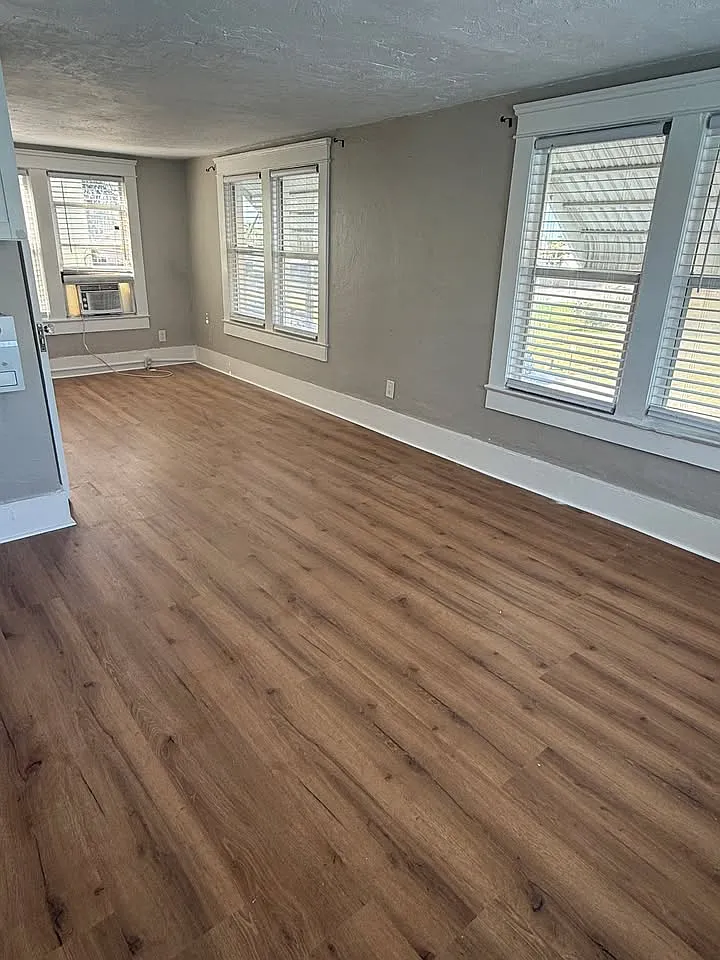 1 bed, 650 sqft, $1,200 — Photo 4