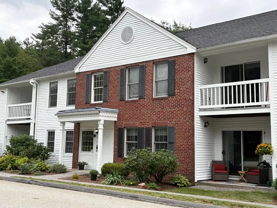 15 Windsor Ct #I
