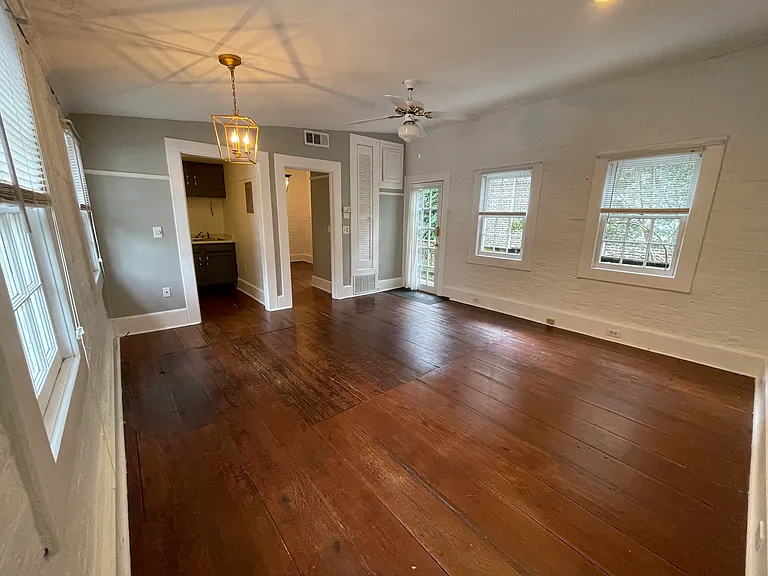 122 W Charlton Ln #F — Photo 17
