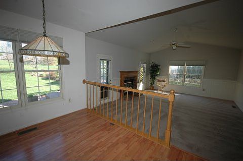 Breakfast Area to Family Room