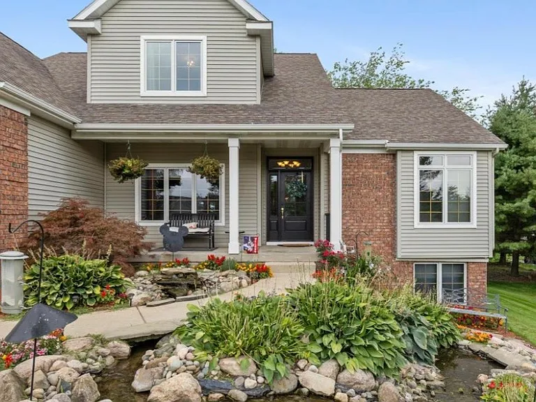 61 Greystone Ct NE — Photo 17