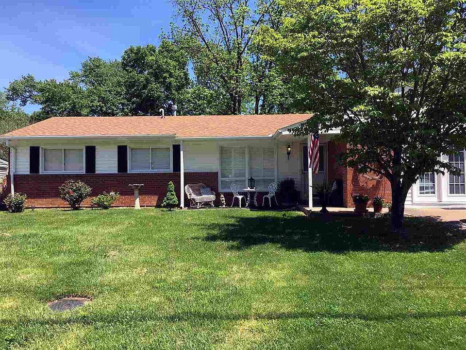 1st image of 220 Bartow Dr